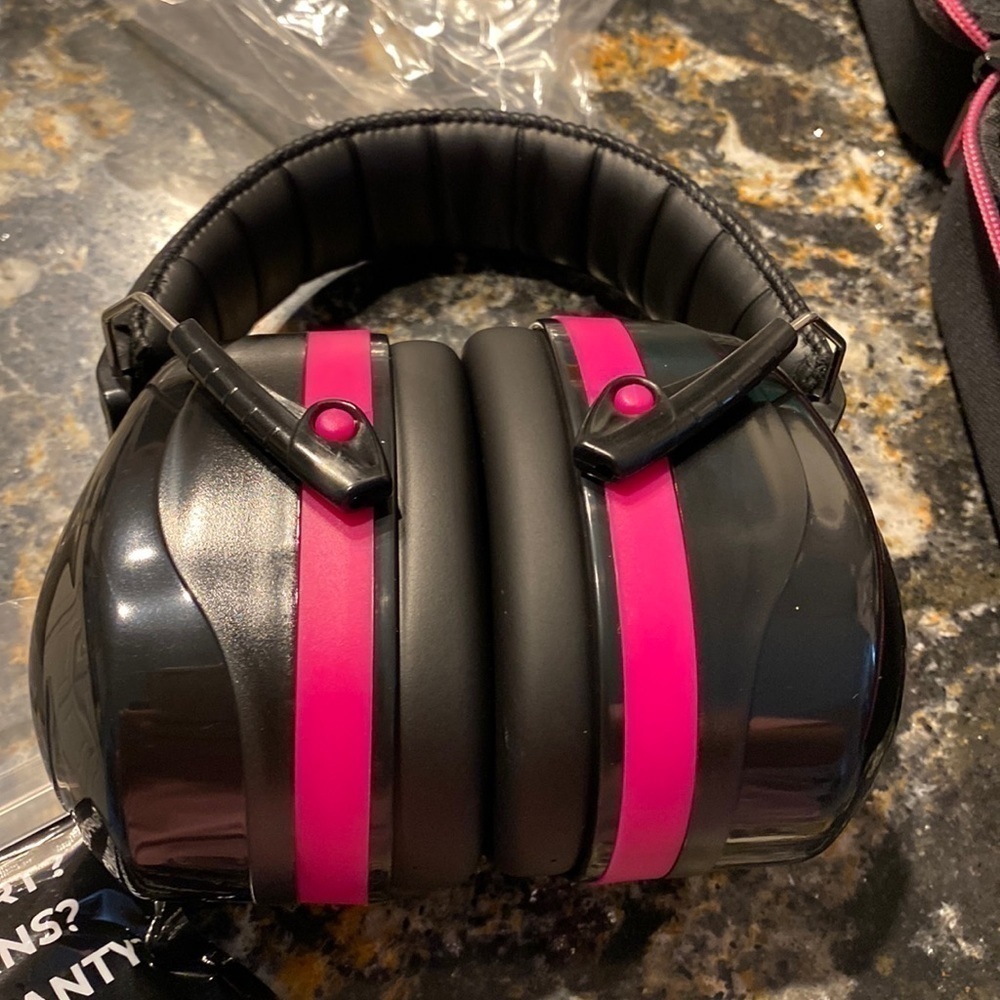 Womens TradeSmart. shooters headgear